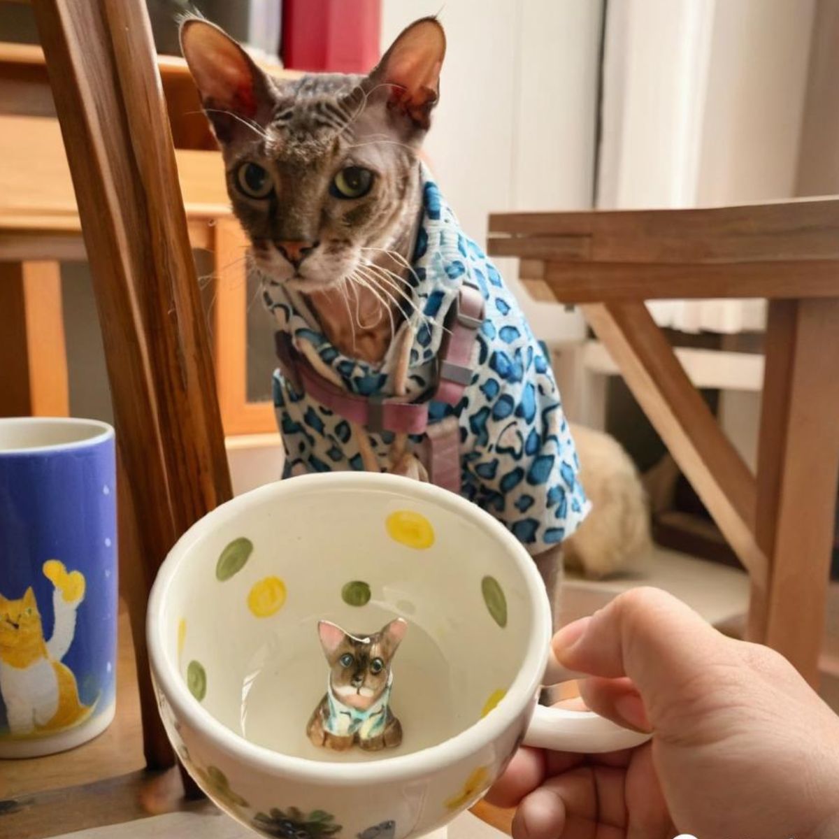 ๐พ Custom 3D Pet Climbing Mug โ Handmade Ceramic Dog Figurine Cup (350ml)