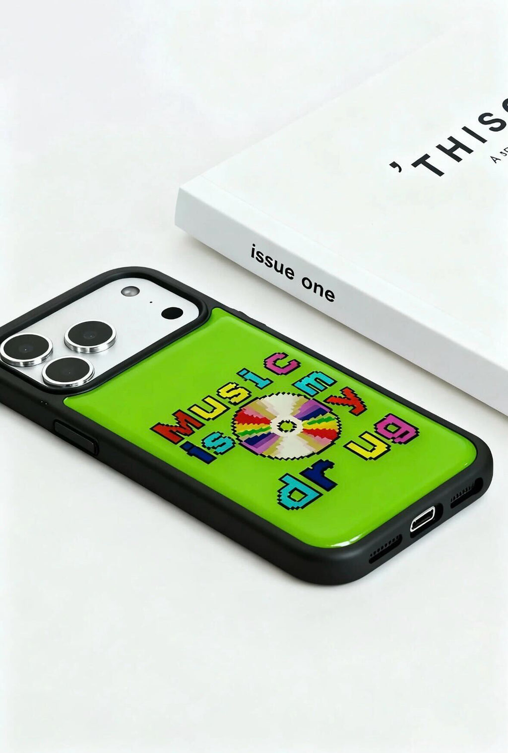 Artitude x BOOMO |  iPhone case